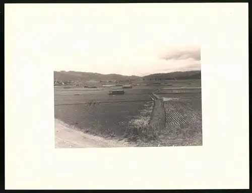 Fotoalbum mit 90 Fotogravur, Ansicht Beppu, Strassen mit Geschäften, Geisha, Segelschiff, Eisenbahnbrücke, Rikscha