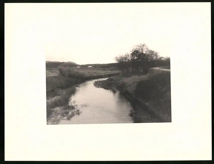 Fotoalbum mit 90 Fotogravur, Ansicht Beppu, Strassen mit Geschäften, Geisha, Segelschiff, Eisenbahnbrücke, Rikscha 50
