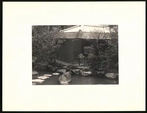 Fotoalbum mit 90 Fotogravur, Ansicht Beppu, Strassen mit Geschäften, Geisha, Segelschiff, Eisenbahnbrücke, Rikscha