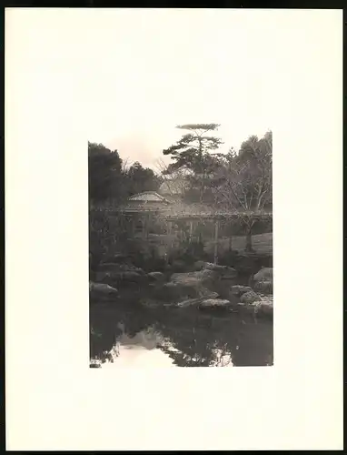 Fotoalbum mit 90 Fotogravur, Ansicht Beppu, Strassen mit Geschäften, Geisha, Segelschiff, Eisenbahnbrücke, Rikscha