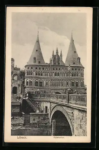 AK Lübeck, Blick auf Holstentor