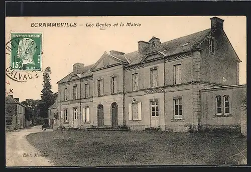 AK Ecrammeville, Les Ecoles et la Mairie