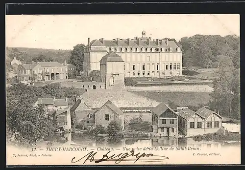 AK Thury-Harcourt, Chateau, Vue prise de la Colline de Saint-Benin