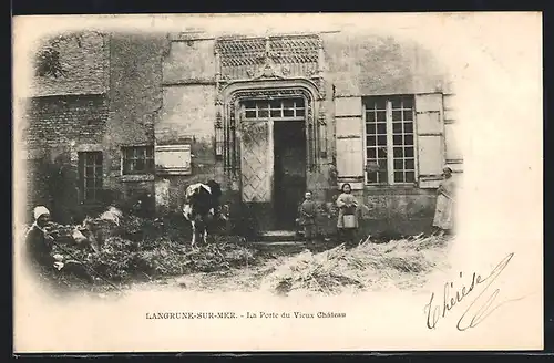 AK Langrune-sur-Mer, La Porte du Vieux Chateau