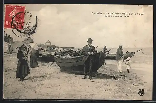 AK Lion-sur-Mer, Sur la Plage, Cote de Luc-sur-Mer