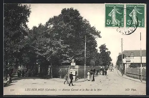 AK Luc-sur-Mer, Avenue Carnot et la Rue de la Mer