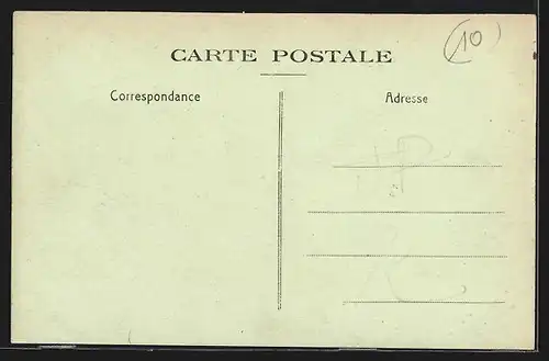 AK Manvieux, Entrée du Village