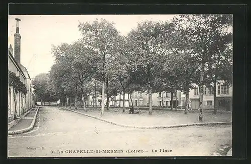 AK La Chapelle-Saint-Martin, la Place