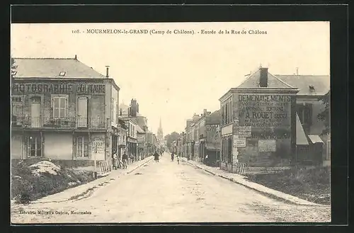 AK Mourmelon-le-Grand, Entree de la Rue de Chalons