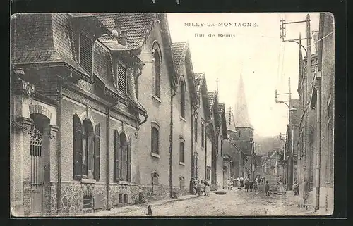 AK Rilly-la-Montagne, Rue de Reims, Strassenpartie