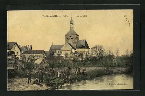 AK Betheniville, Eglise vue de côté