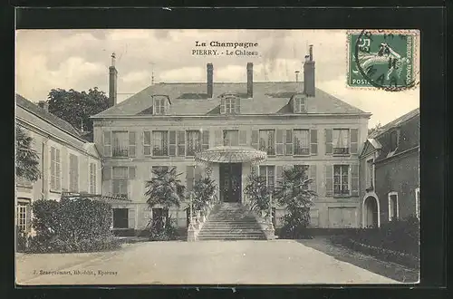 AK Pierry, Le Château