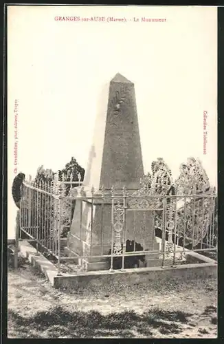 AK Granges-sur-Aube, le Monument