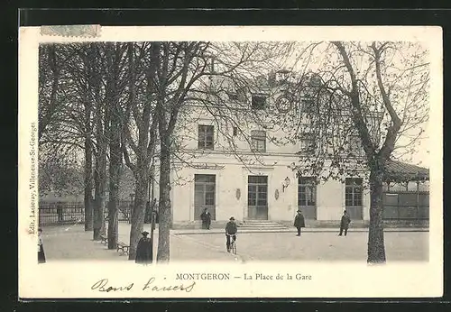 AK Montgeron, La Place de la Gare