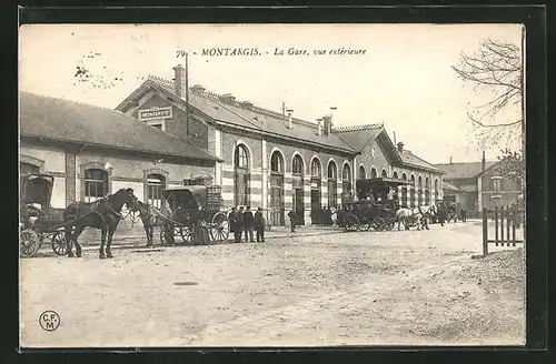 AK Montargis, La Gare, vue exterieure