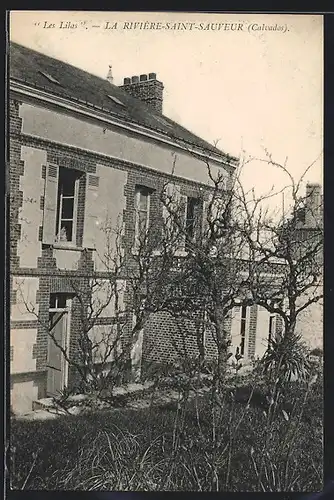 AK La Riviére-Saint-Sauveur, Les Lilas
