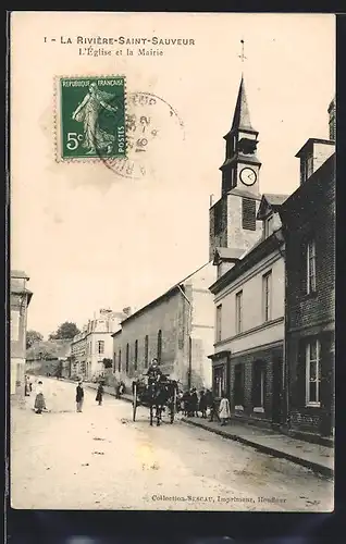 AK La Rivière-Saint-Sauveur, L`Église et la Mairie