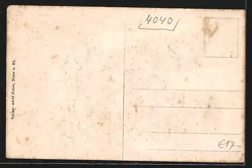 AK Neuss a. Rh., Kinder in der Kaiser Friedrich Strasse mit Gebäudeansicht