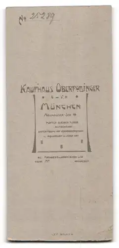 Fotografie Atelier Oberpollinger, München, Neuhauser Str. 44, Elegante Dame im Kostüm und mit Hut