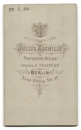 Fotografie Julius Zschille, Berlin, Neue König-Strasse 1a, Bürgerlicher Herr mit Zwicker in Anzug