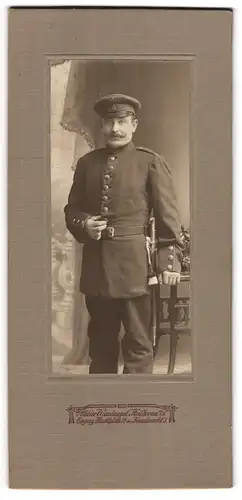 Fotografie Atelier Wendnagel, Heilbronn a. N., Marktplatz 10, Soldat mit Portepee, Bajonett in Uniform