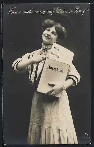 Foto-AK L.J. & F.F. Nr. 2225 /5: Dame mit Adressbuch unter dem Arm