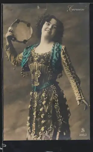 Foto-AK L.J. & F.F. Nr. 2195 /2: Junge Frau mit Tambourin