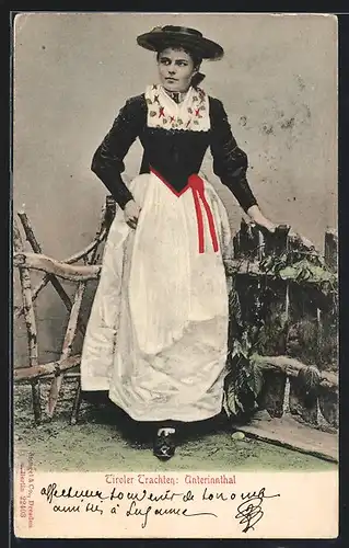 AK Tirolerin in Tracht aus dem Unterinnthal