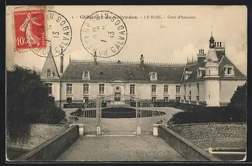 AK Le Bosc, Chateau, Cour d`honneur