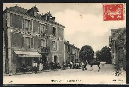 AK Mezidon, L`Hôtel Pion