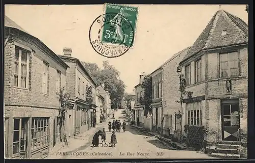 AK Fervacques, La Rue Neuve