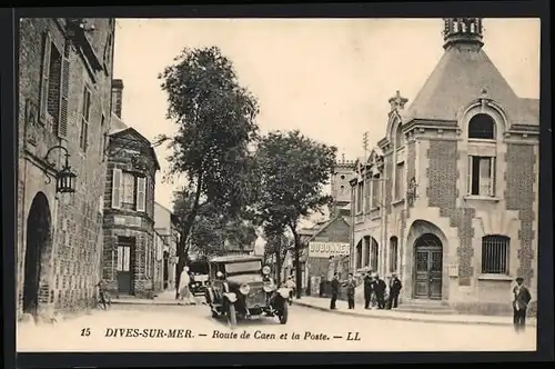 AK Dives-sur-Mer, Route de Caen et la Poste