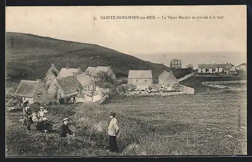 AK Sainte-Honorine-sur-Mer, Le Vieux Moulin et arrivée à la mer