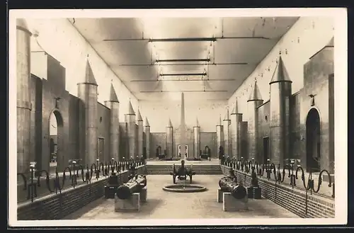 AK München, Ausstellung Das Bayerische Handwerk 1927, Innenansicht einer Ausstellungshalle