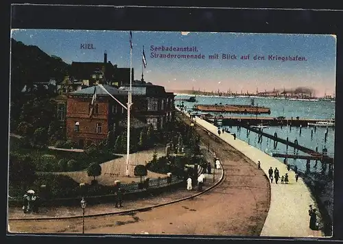 AK Kiel, Seebadeanstalt und Strandpromenade mit Blick zum Kriegshafen