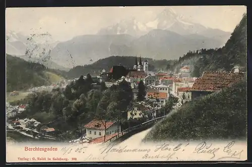 AK Berchtesgaden, Die Stadt vor herrlicher Bergkulisse