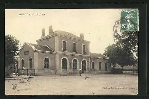 AK Avenay, La Gare, Ansicht vom Bahnhofsgebäude