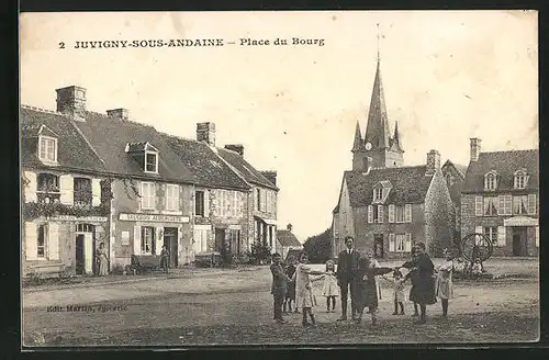 AK Juvigny-sous-Andaine, Place du Bourg