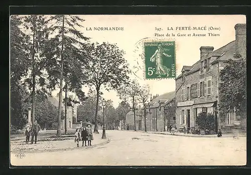 AK La Ferté-Macé, Place de la Gare et Avenue Thiers