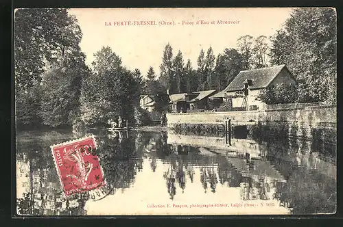 AK La Ferté-Fresnel, Piéce d'Eau et Abreuvoir