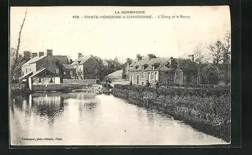 AK Sainte Honorine la Chardonne, L`étang et le bourg