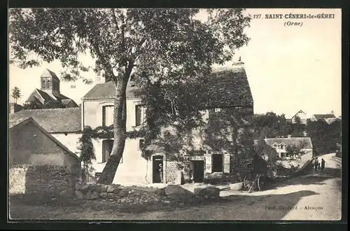 AK Saint-Céneri-le-Gérei, Strassenpartie im Ort