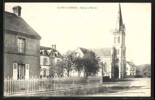 AK Le Pin-au-Haras, Eglise et Mairie