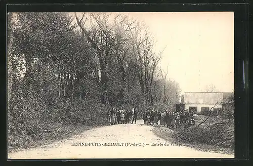 AK Lepine-Puits-Berault, Entrée du Village