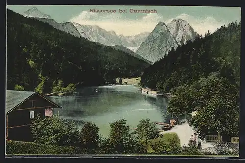 AK Rissersee bei Garmisch, Ortsansicht mit Bergen