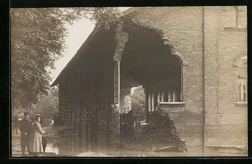 AK Landsberg a. L., Die durch Hochwasser beschädigte Sommer-Turnhalle 1910
