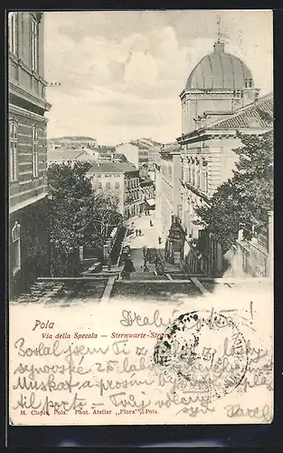 AK Pola, Sternwarte-Strasse mit Passanten