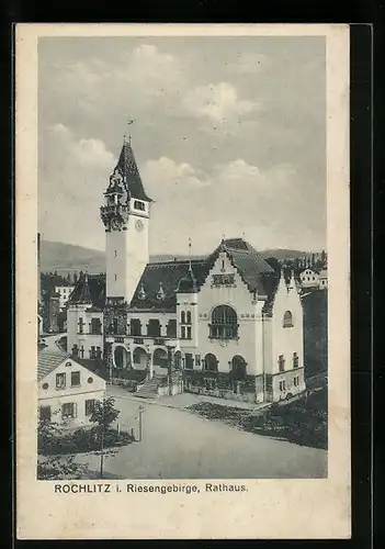 AK Rochlitz im Riesengebirge, Blick auf das Rathaus