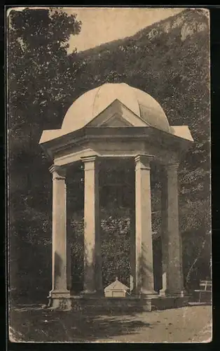 AK Schelesnowdsk, Pavillon unter dem Berg