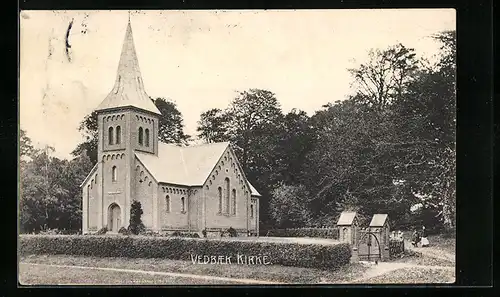 AK Vedbaek, Kirke